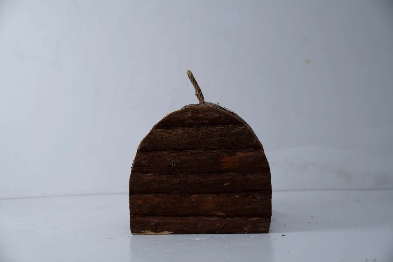 Portable Round Wooden Cat & Dog Bed wholesale product