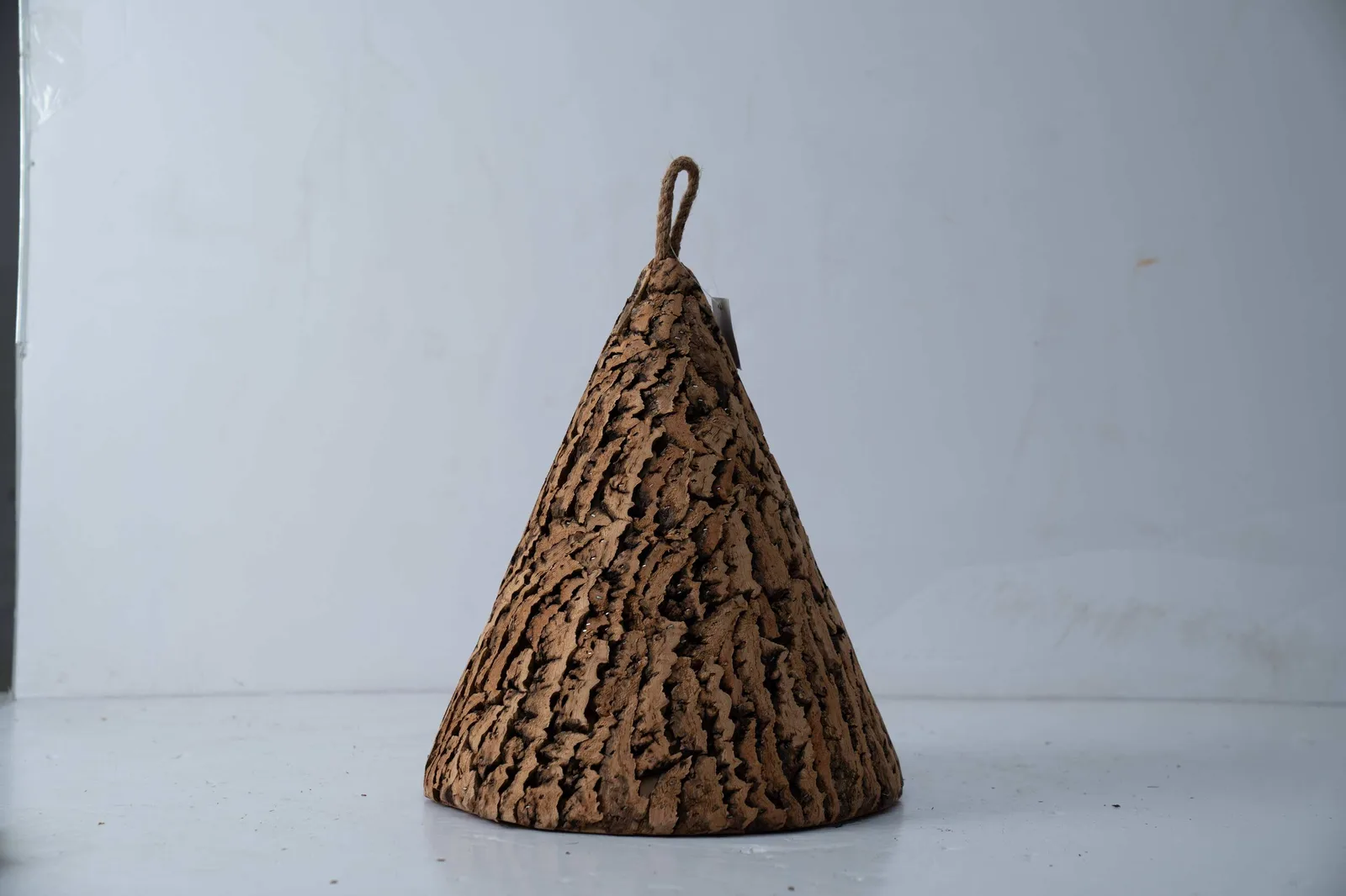 Portable Wicker Cat Bed House gallery image 4
