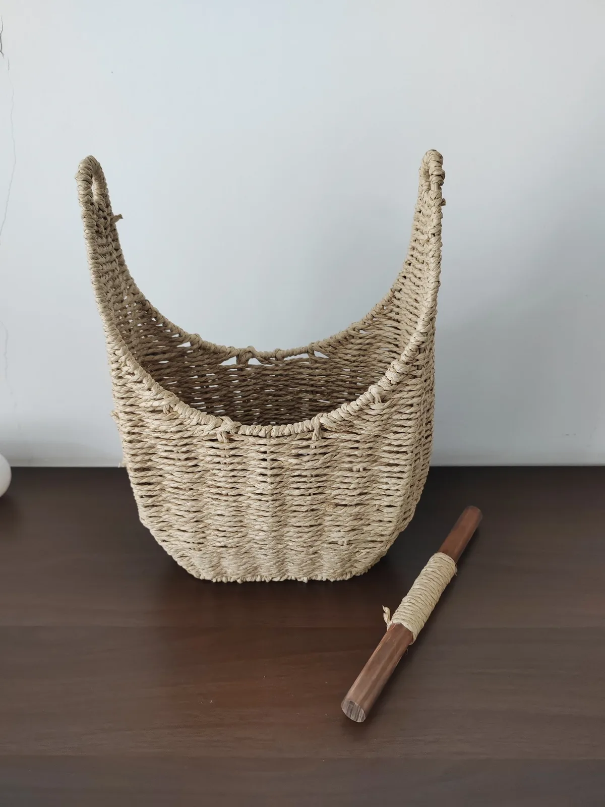 Seagrass Wall Hanging Basket with Removable Handle gallery image 1