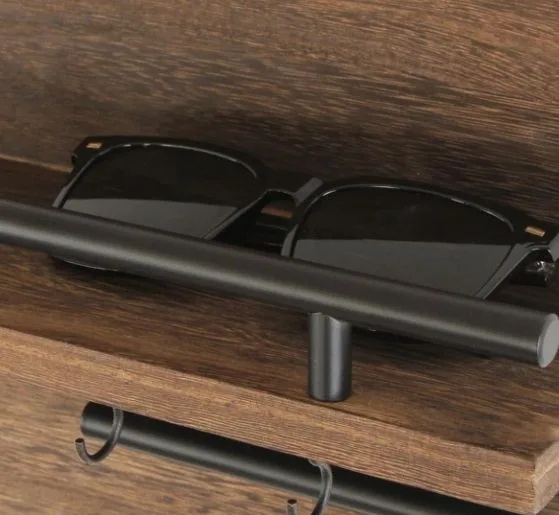 Wall-Mounted Key & Tool Storage Rack gallery image 3